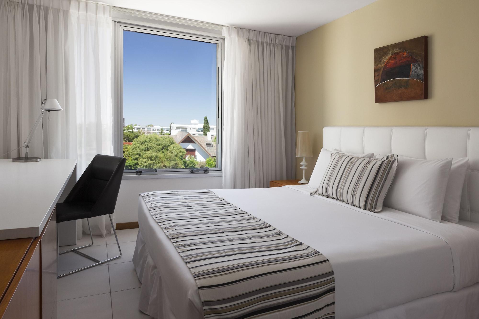 Real Colonia Hotel & Suites Colonia del Sacramento Exterior foto